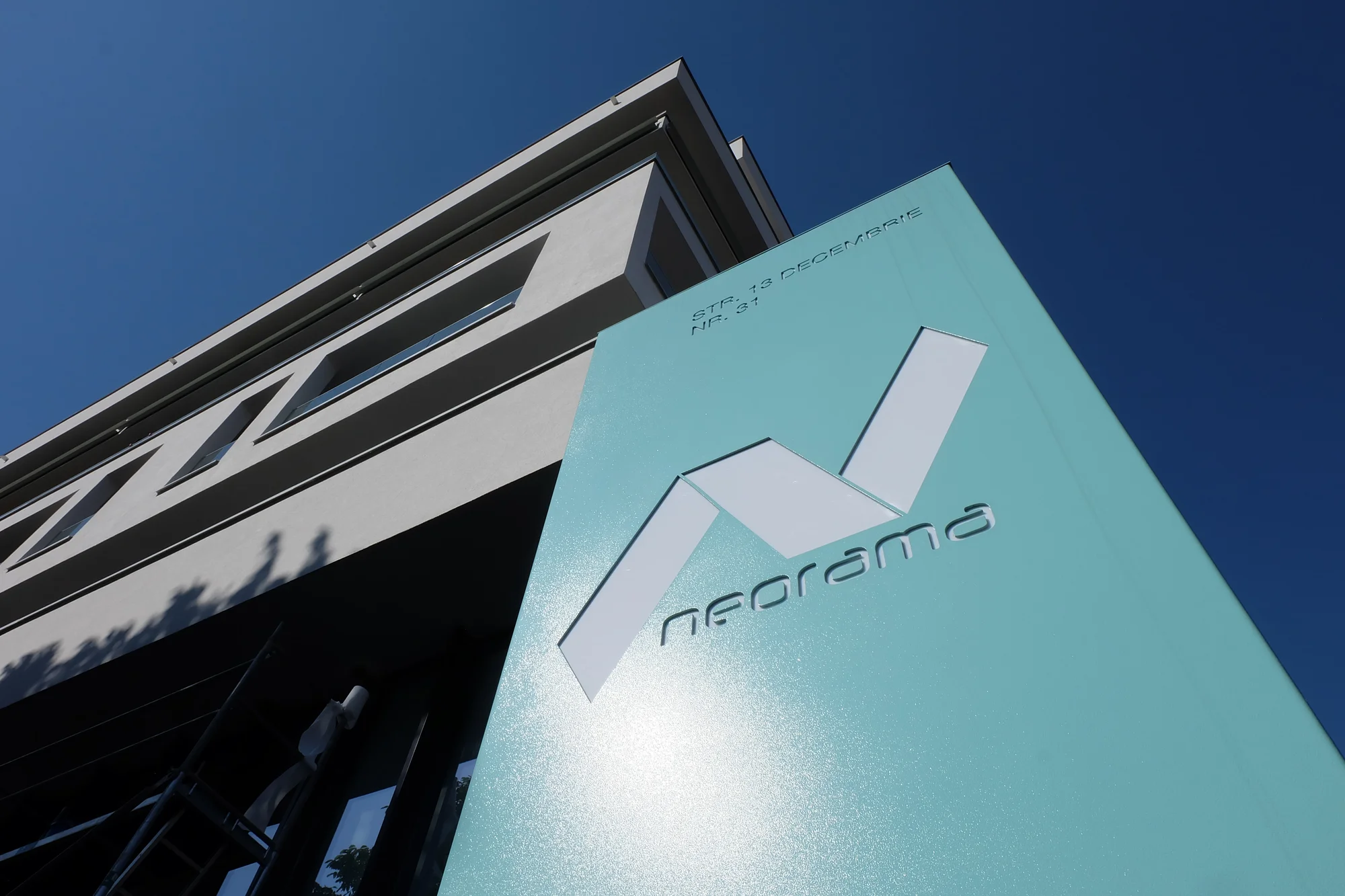 Neorama Office & Living Space